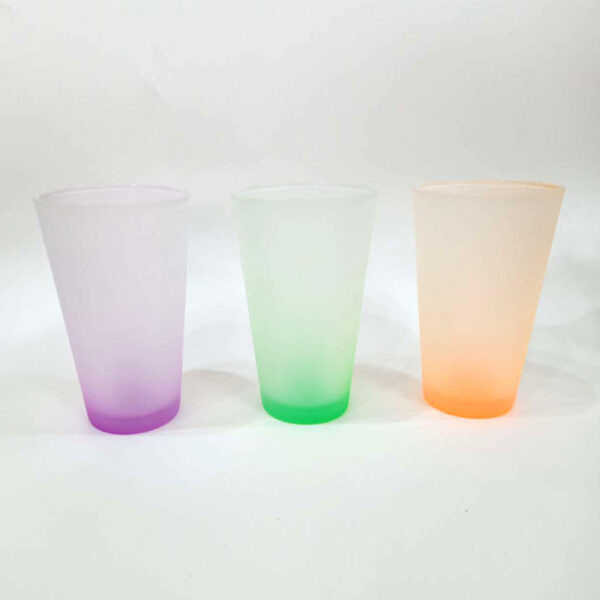 17oz Gradient Colour Glass Cone Mugs - Image 3