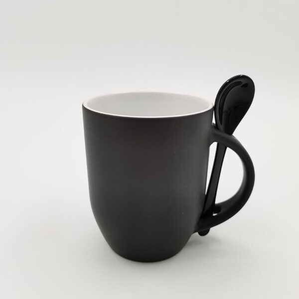 12oz Changing Color Spoon Mug - Image 4