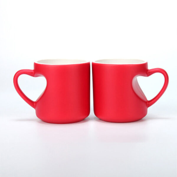 Heart Shape Handled Color Changing Mug - Image 4