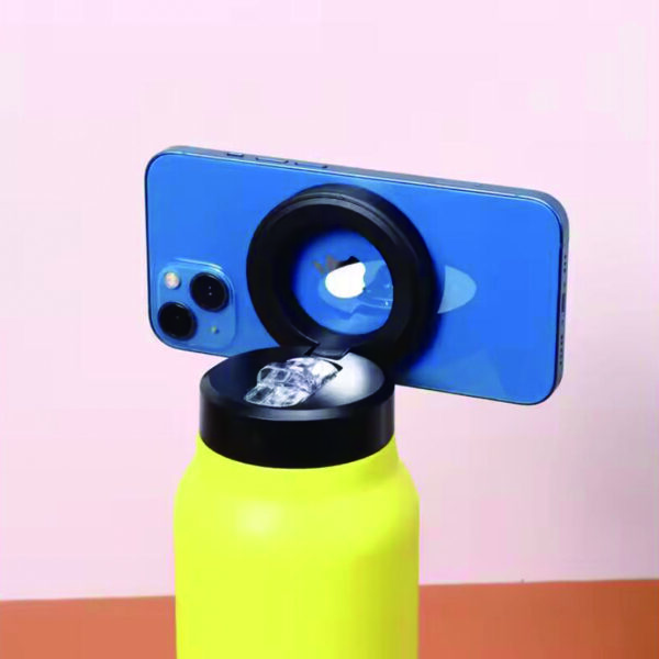 MagSafe-Compatible Water Bottle - Image 4